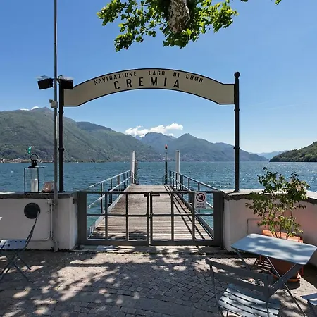 Appartement With Garden & Beach Cremia